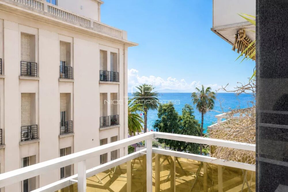 Vente Appartement Promenade des Anglais, grand studio avec alcove couchage sur bea Nice