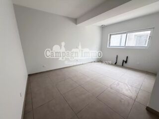  Appartement à louer 3 pièces 83 m²