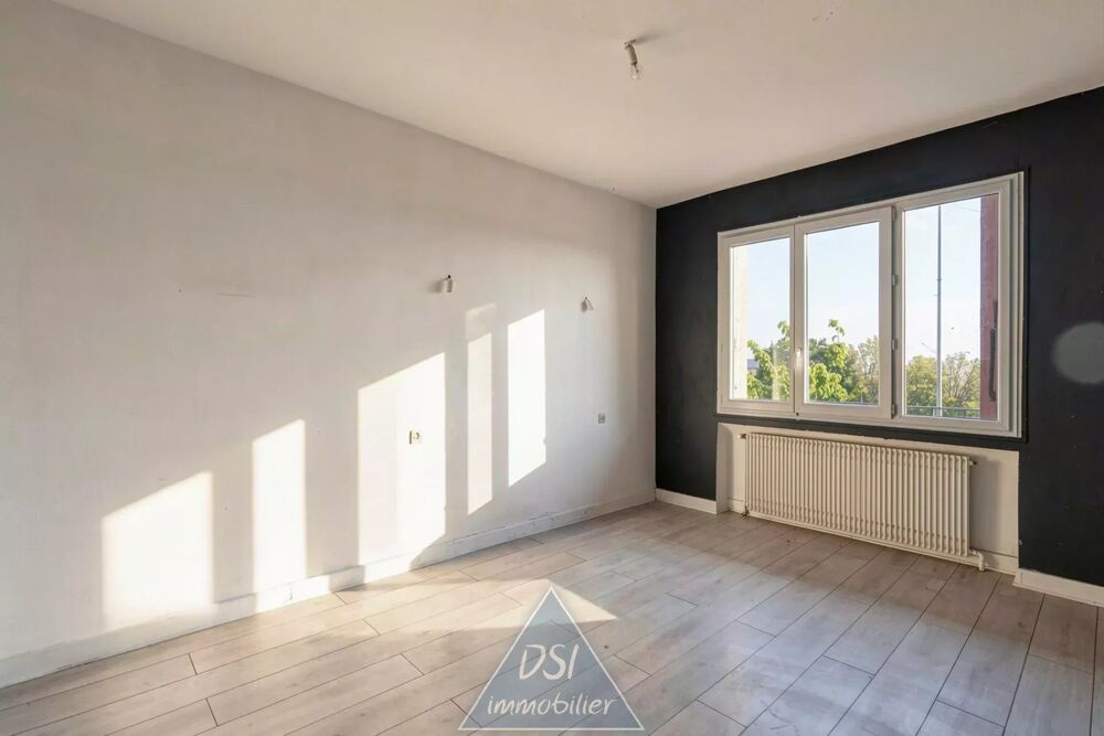MONTLUEL VILLE HAUTE  MAISON COMPOSÉE DUN T2 ET DUN T4 INDÉPE