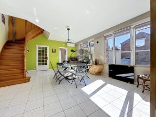  Maison � vendre 10 pi�ces 242 m�