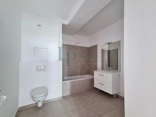  Appartement � vendre 3 pi�ces 1 m�