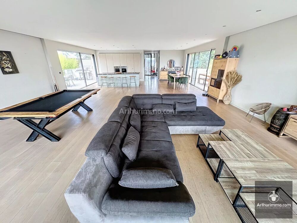 � vendre  Maison Saint-L�ger-sur-Roanne (42155)