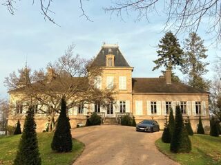  Villa  vendre 15 + pices 450 m