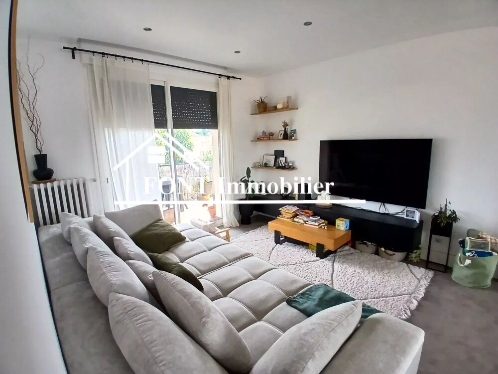 SAINT-CHAMOND, CENTRE , BEL APPARTEMENT AVEC BALCON-TERRASSE, G