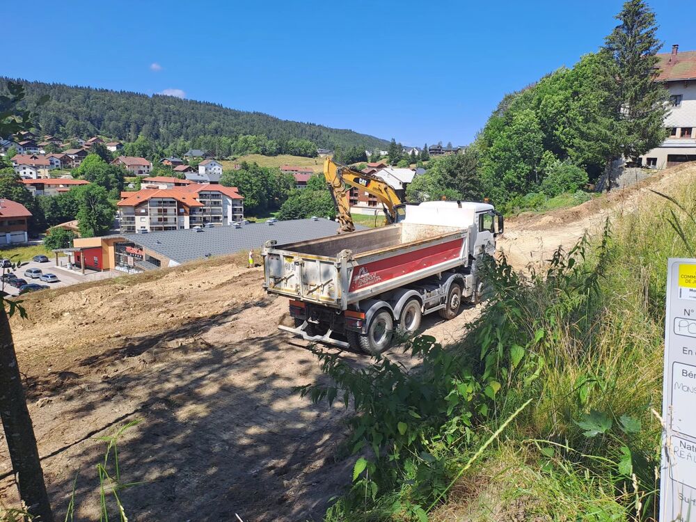 Vente Terrain LES ROUSSES : Terrain constructible viabilisé Les rousses