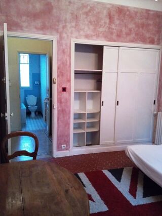  Appartement à louer 1 pièce 29 m²