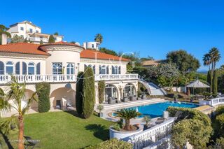  Maison � vendre 5 pi�ces 319 m�