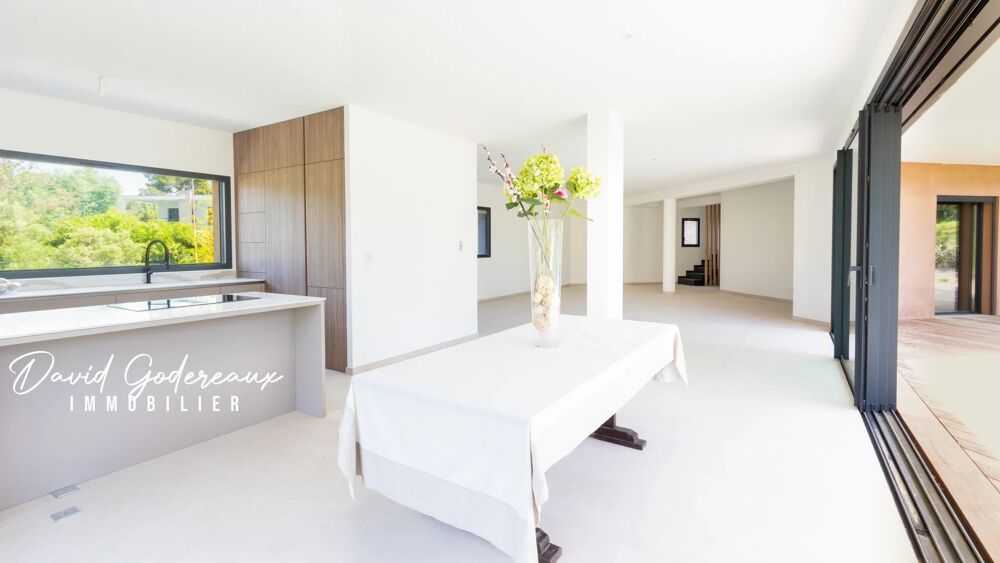 � vendre  Villa Saint-Rapha�l (83700)