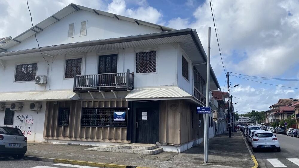 Vente Immeuble CAYENNE CENTRE-VILLE - ENSEMBLE DE BUREAUX DE 900 M² Cayenne