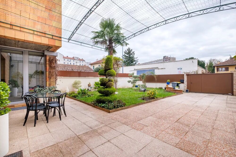 Villeurbanne Cusset  Superbe maison darchitecte de 147 m² avec