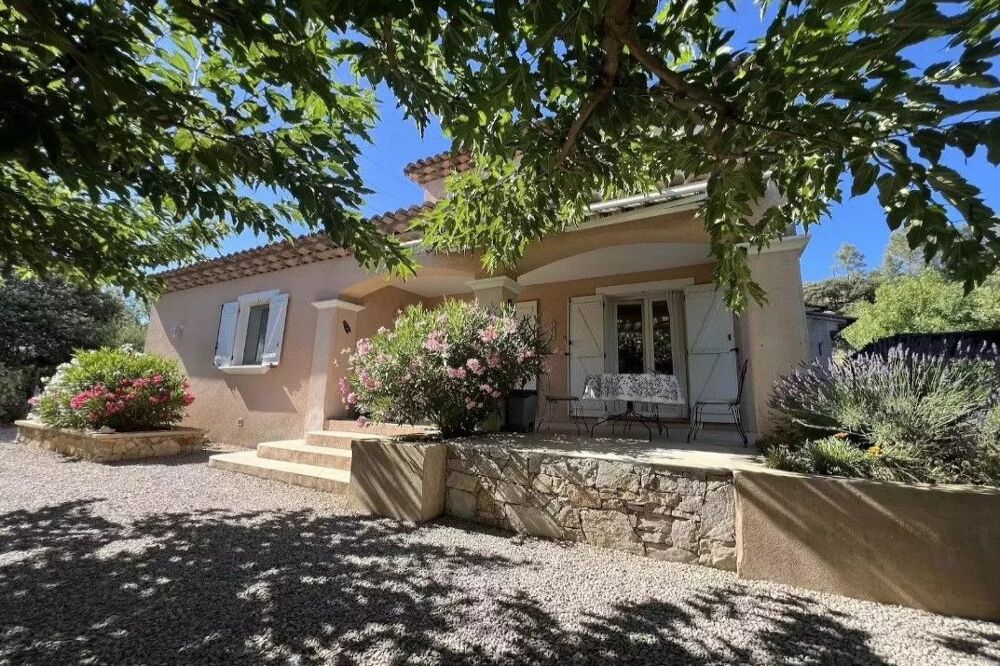 Jolie villa proche de Carcès