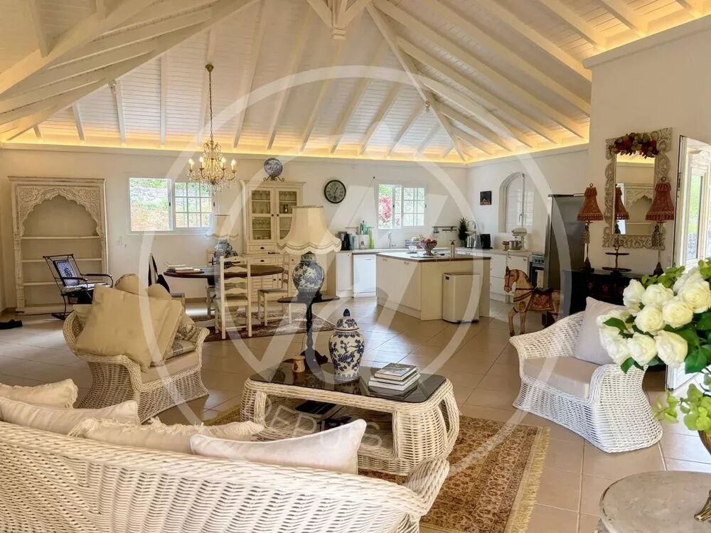 À VENDRE : MAISON T4 DE PLAIN-PIED À PETIT-BOURG (VERNOU)  550