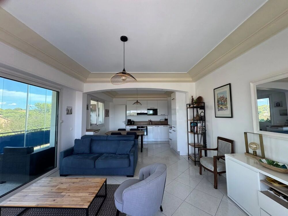Vente Appartement APPARTEMENT 3 PIÈCES SAINT-RAPHAËL PLAGE Saint-raphaël