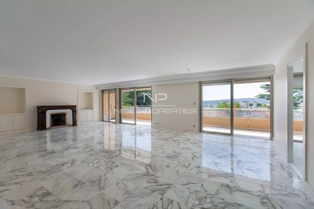 Nice Cimiez, grand 4 pièces de 153 m² avec terrasses, solarium e