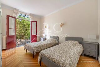  Villa � vendre 11 pi�ces 275 m�