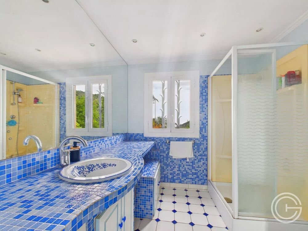 � vendre  Maison Falicon (06950)