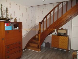  Maison  vendre 8 pices 250 m