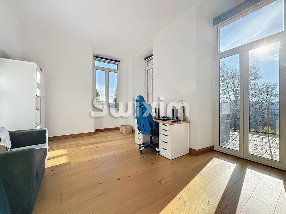 � vendre  Maison Valserh�ne (01200)