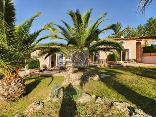  Maison  vendre 320 m