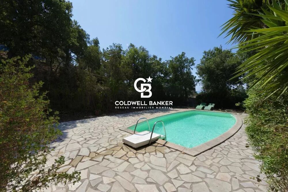 à vendre  Appartement Grimaud (83310)
