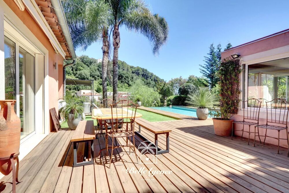 Cagnes-Sur-Mer Villa Individuelle 4P 150m² - Piscine 'Eve'