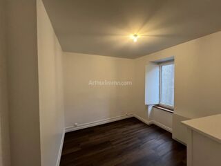  Appartement à louer 2 pièces 37 m²