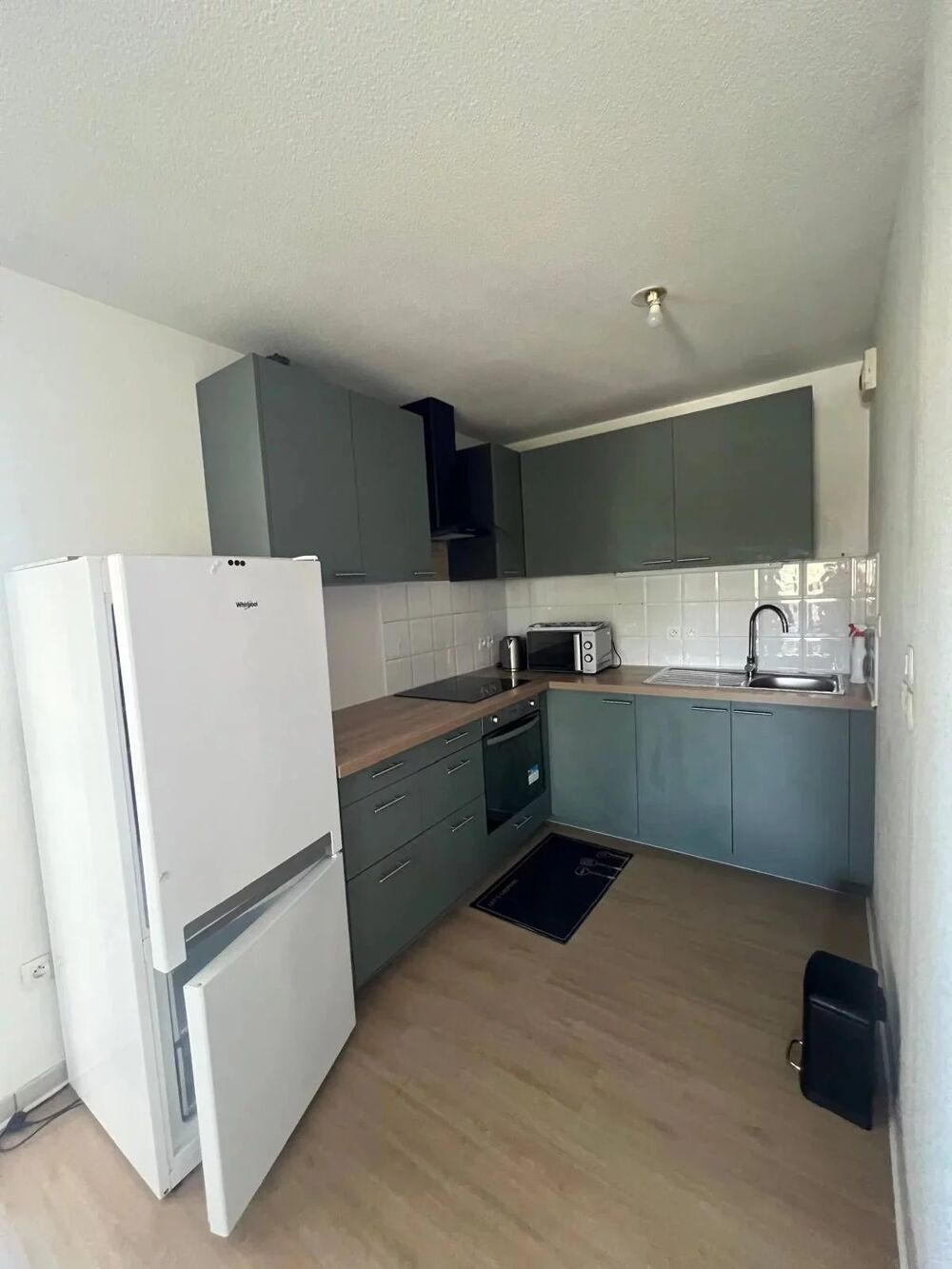 T3 lumineux avec balcon et parking sécurisé