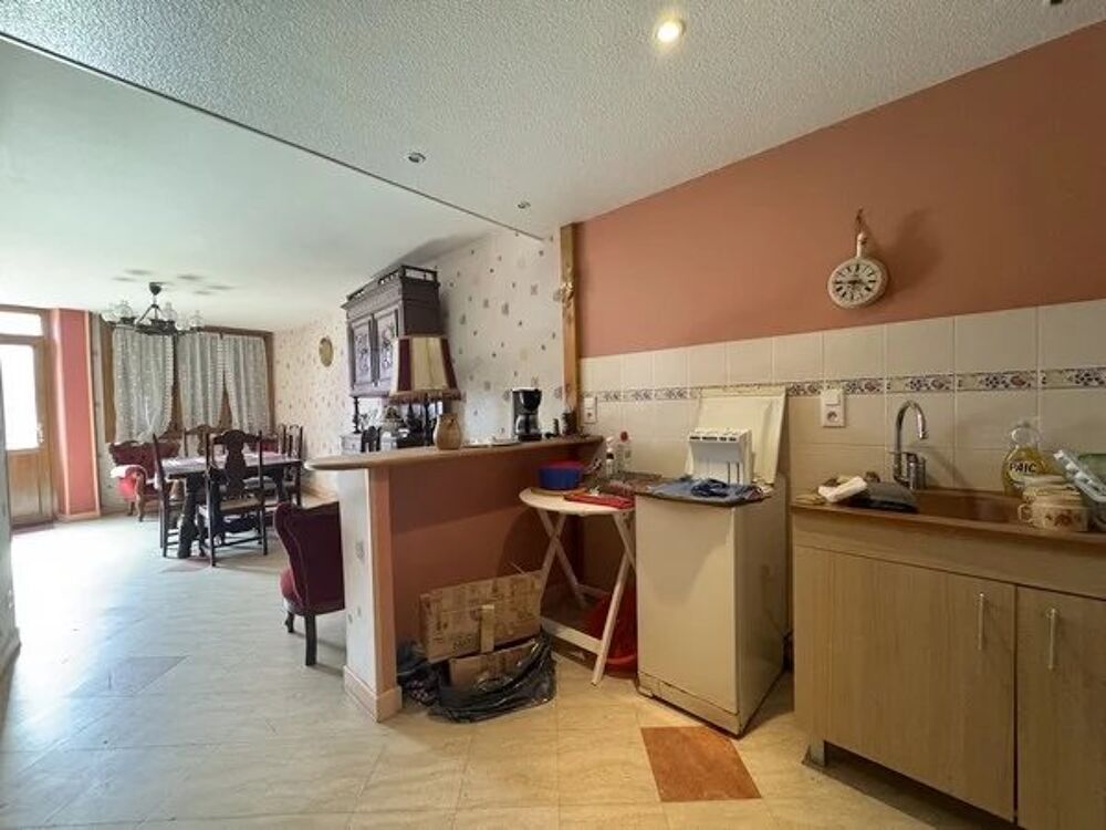Vente Maison Maison avec terrain au centre de la Mure. La mure