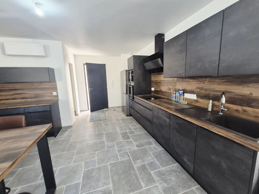 � vendre  Maison Le Cannet-des-Maures (83340)