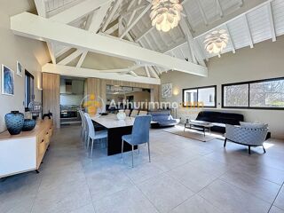  Villa � vendre 5 pi�ces 370 m�