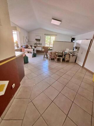  Maison � vendre 6 pi�ces 280 m�