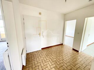  Appartement à louer 3 pièces 78 m²