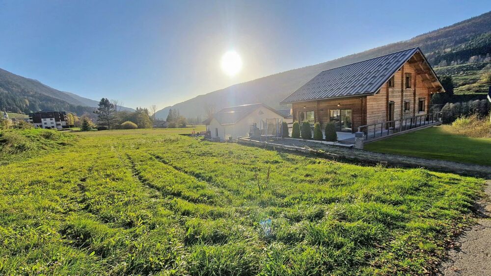 Vente Maison Mijoux : Récent chalet de type 9 avec du terrain Mijoux