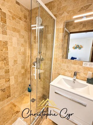 Vente Appartement APPARTEMENT AVEC TERRASSES – RÉSIDENCE AVEC PISCINE ET TENNIS – Sainte-maxime