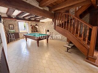  Maison à vendre 12 pièces 272 m²