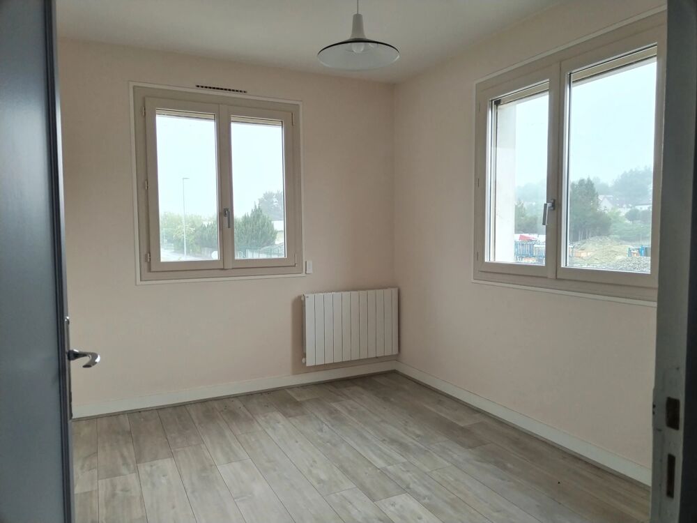 APPARTEMENT 1ER ÉTAGE  4 PIÈCES  3 CHAMBRES  SOUPPES-SUR-LOIN