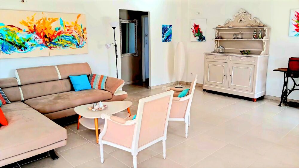VILLA MODERNE ET ÉLÉGANTE À LA PALME