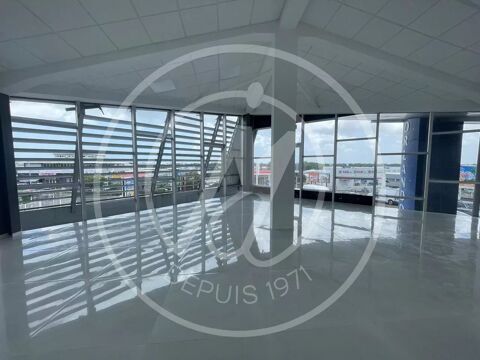 Local commercial 1140 97122 Baie-mahault