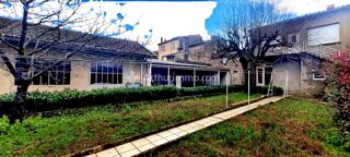 Immeuble à vendre 9 pièces 250 m²