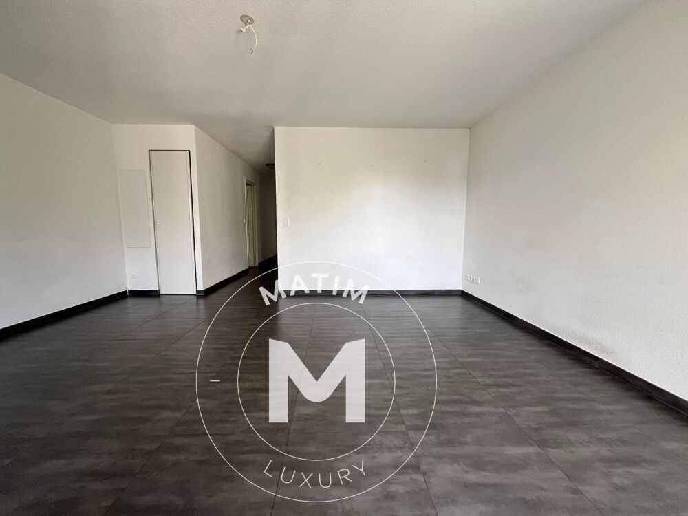 Location Appartement T3 avec terrasse à 2 min à pied de la mer Sorbo-ocagnano