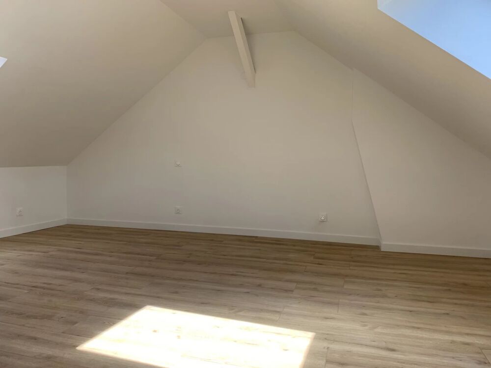 Appartement duplex 1ch, rénové, centre-ville