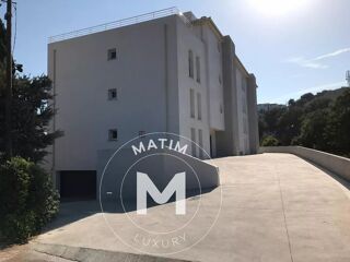  Parking / Garage à louer 20 m²