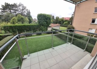  Appartement à louer 3 pièces 72 m²