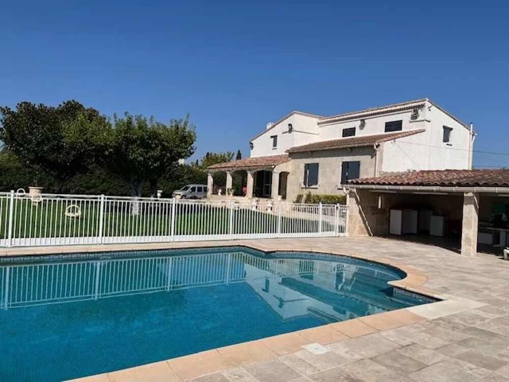 Maison Contemporaine avec piscine - Campagne Arlésienne