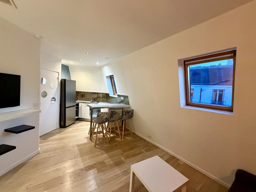 Apartment in Paris - Plus