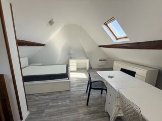  Appartement à louer 1 pièce 25 m²