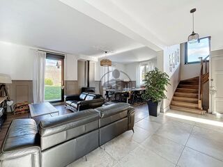  Maison � vendre 8 pi�ces 277 m�