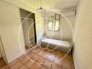  Maison à louer 5 pièces 148 m²