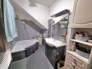  Immeuble  vendre 15 + pices 434 m