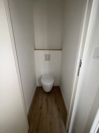  Appartement à louer 3 pièces 65 m²